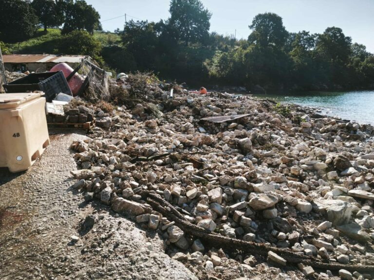 Σαγιάδα Θεσπρωτίας: Ολική καταστροφή μετά τη θεομηνία – Πλημμυρισμένοι δρόμοι, ζημιές και αποκλεισμένες επιχειρήσεις