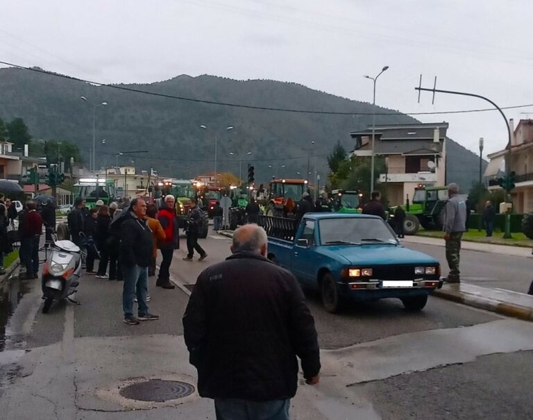 Σε εξέλιξη οι αγροτικές κινητοποιήσεις στην Πρέβεζα – Στο Άκτιο το επόμενο μπλόκο