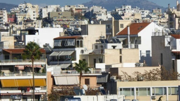 Ακίνητα: Ευνοϊκή ρύθμιση για αδήλωτα τετραγωνικά – Αναβολή του ΜΙΔΑ για το 2026