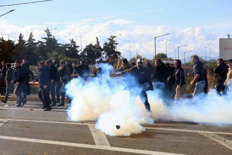 ΣΥΡΙΖΑ: «Η κυβέρνηση επέλεξε τον δρόμο της έντασης» στα μπλόκα – Σκληρή ανακοίνωση για βία κατά αγροτών