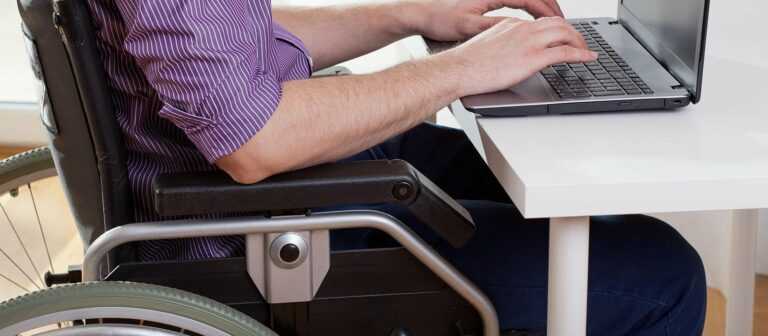 Δωρεάν δικηγόρος για άτομα με αναπηρία άνω του 67% – Όσα πρέπει να γνωρίζετε