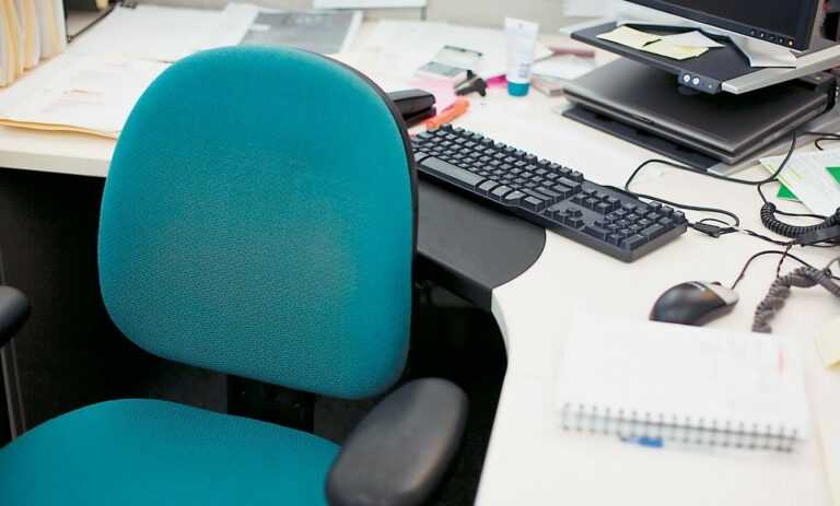 Δημόσιο: Τέλος σε κοπάνες και εικονικές υπερωρίες με την Ψηφιακή Κάρτα Εργασίας