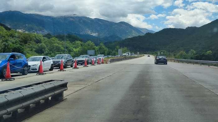 Εγνατία Οδός: Κυκλοφοριακό έμφραγμα στη σήραγγα Παραμυθιάς από ακινητοποιημένη νταλίκα