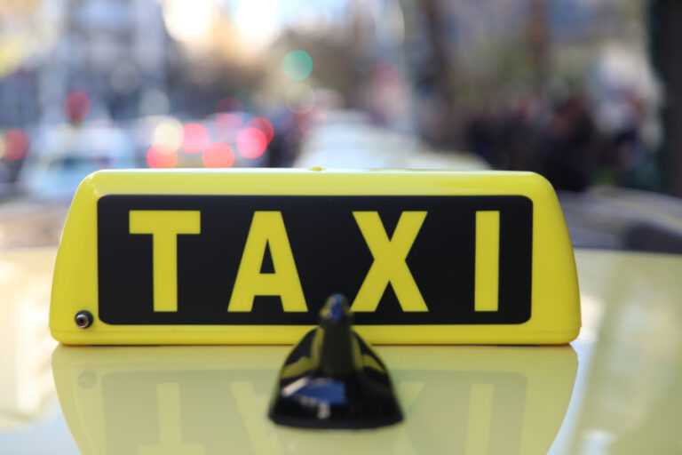 Χωρίς ταξί σήμερα η Αττική – 48ωρη απεργία