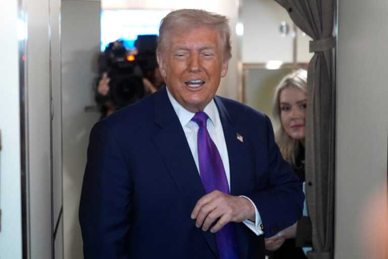 Η απάντηση Τραμπ στον Ομπάμα για τους εξωγήινους