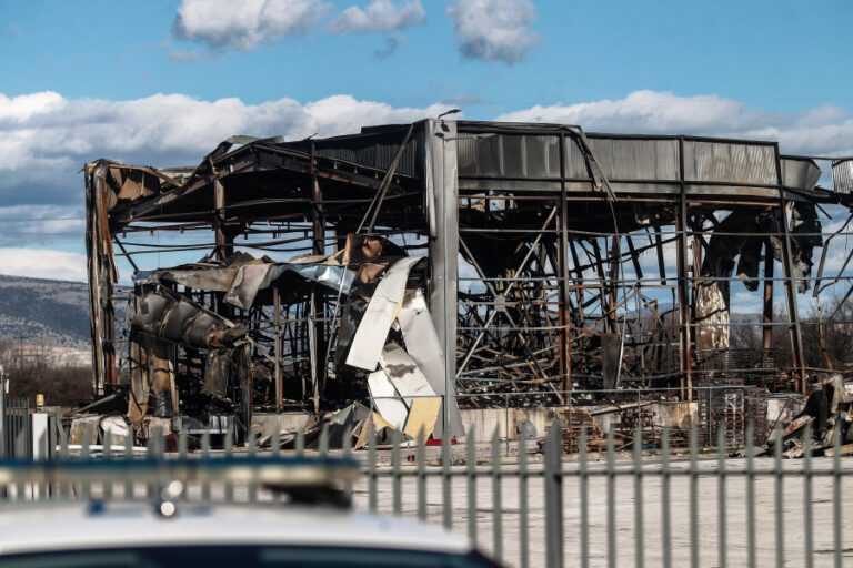 Ξαφνικό κλείσιμο του εργοστασίου της Vitafree για εργασίες, 21 ημέρες μετά τη τραγωδία στη «Βιολάντα»