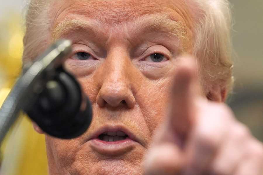 Ο Τραμπ καταφέρνει νέο πλήγμα στη μάχη κατά της κλιματικής αλλαγής