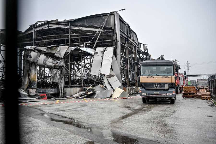 «Να γυρίζουμε ζωντανοί στα σπίτια μας»: Πανελλαδική απεργία την Τρίτη στον κλάδο Τροφίμων και συγκέντρωση στη Λάρισα