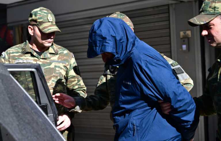 Υπόθεση κατασκοπείας: Σε διαθεσιμότητα ο αξιωματικός – Τι ψάχνουν τώρα οι Αρχές