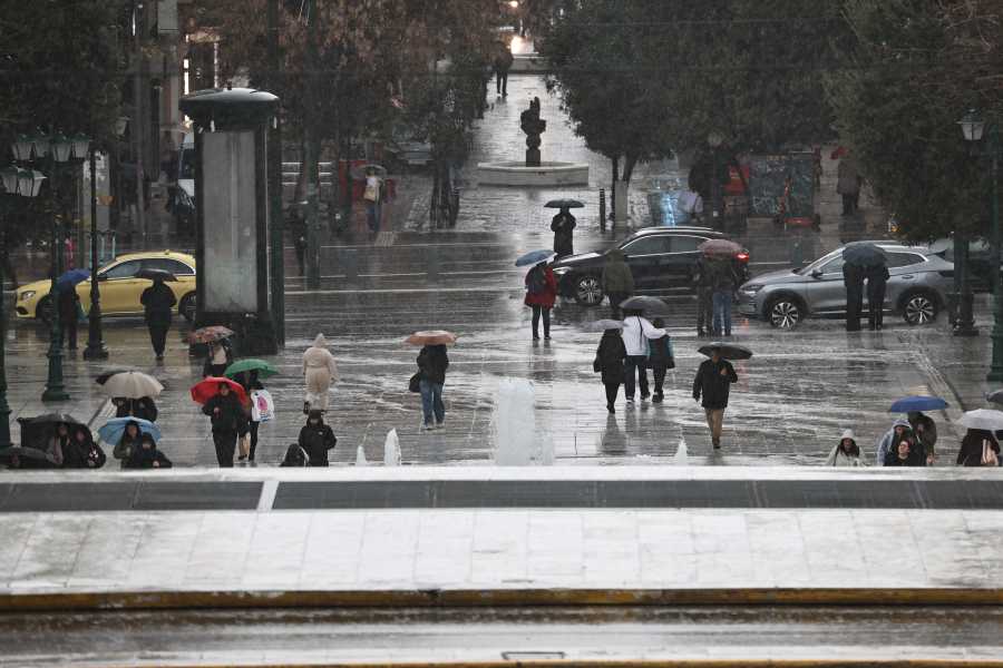 Ο καιρός σήμερα Τσικνοπέμπτη: Πού θα εκδηλωθούν βροχές και καταιγίδες