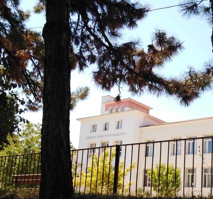 Βόμβα στα Ιωάννινα: Τα σχολεία Ακαδημία και το Καπλάνειο κινδυνεύουν να πέσουν σε funds – Χρέη-μαμούθ 32 εκατ. ευρώ