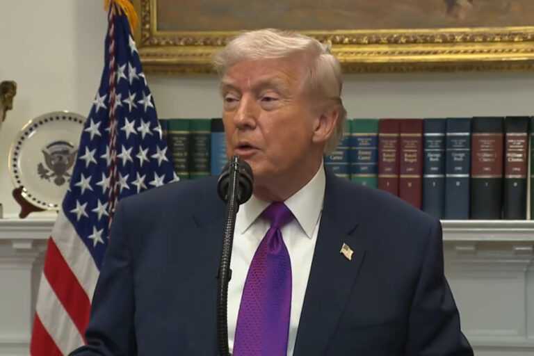 Τραμπ για Ιράν: Πρέπει να κάνουμε συμφωνία αλλιώς θα είναι πολύ τραυματικό