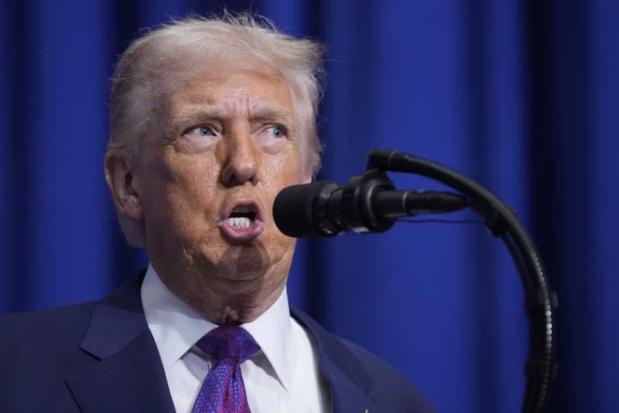 Νέα επίθεση Τραμπ κατά του Ανωτάτου Δικαστηρίου - «Ανίκανοι δικαστές, γελοία η απόφαση για τους δασμούς»