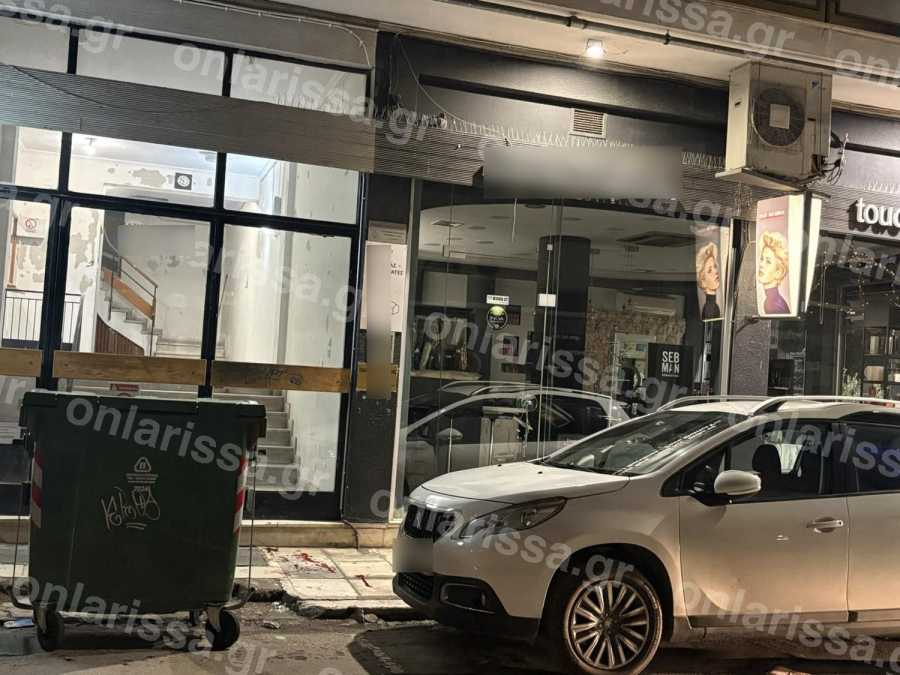 Λάρισα: Αιματηρή συμπλοκή μεταξύ νεαρών με έναν τραυματία