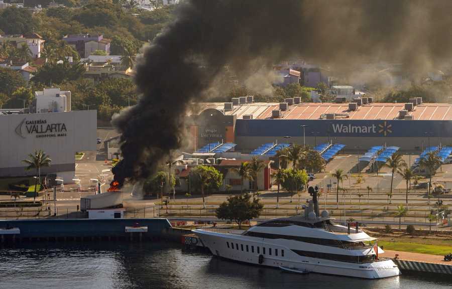 Χάος στο Μεξικό μετά την εξόντωση του «Ελ Μέντσο»: Εγκλωβισμένοι πολλοί τουρίστες