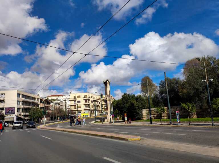 Καιρός: Ήρθε άνοιξη μέσα στον χειμώνα με θερμοκρασίες έως 22 βαθμούς το Σαββατοκύριακο