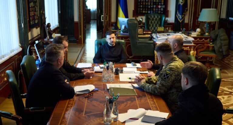 Ζελένσκι: «Μια αξιοπρεπής και διαρκής ειρήνη είναι εφικτό να επιτευχθεί»