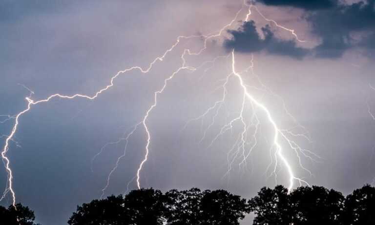 Νέο έκτακτο δελτίο της ΕΜΥ: Η Ήπειρος αντιμέτωπη με 10 μποφόρ και σφοδρές καταιγίδες