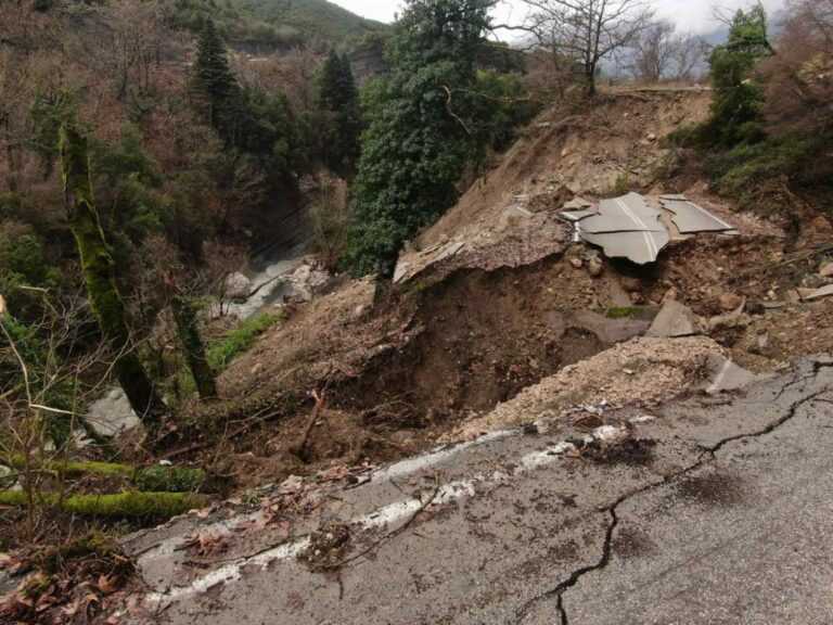 Κραυγή αγωνίας για τους δρόμους της Ηπείρου: Ο φετινός χειμώνας «ξεγύμνωσε» τις παλιές εργολαβίες
