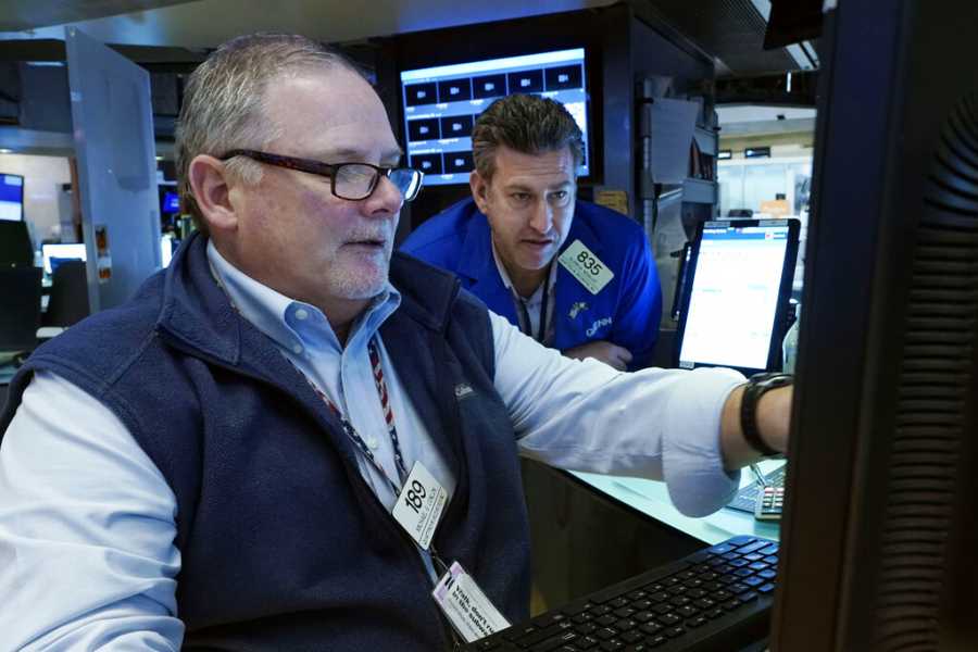 Μέση Ανατολή: Η καταιγίδα συνεχίζεται στις διεθνείς αγορές - Ανοδικά κινείται το πετρέλαιο, υποχωρεί ο χρυσός