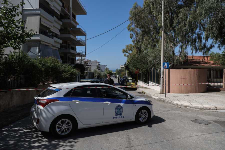 Βρέθηκε οβίδα σε οικοδομή στην Πεύκη