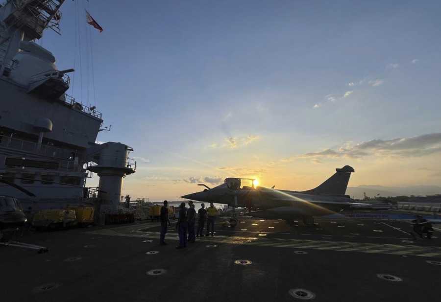 Ναύτης που γυμναζόταν πρόδωσε την ακριβή θέση του αεροπλανοφόρου Charles de Gaulle, μέσω app