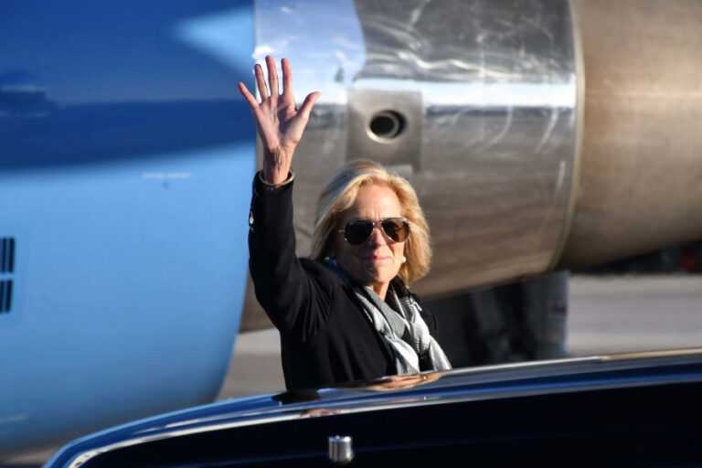 Τζιλ Μπάιντεν: Πράκτορας της Μυστικής Υπηρεσίας αυτοπυροβολήθηκε ενώ συνόδευε την πρώην Πρώτη Κυρία