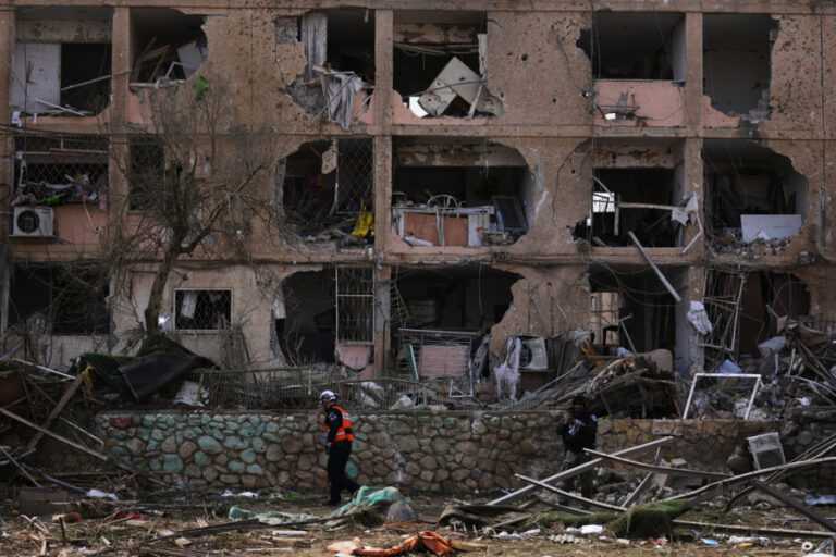 Νέες απειλές από το Ιράν: «Κεφάλι αντί οφθαλμού» εάν χτυπηθούν σταθμοί παραγωγής ενέργειας