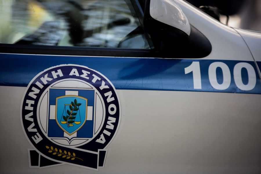 2 συλλήψεις για λαθρεμπόριο τσιγάρων: Έριξαν στην αγορά πάνω από 240.000 λαθραία πακέτα σε ένα χρόνο